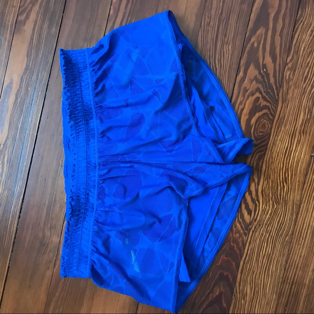 Lulu lemon running shorts